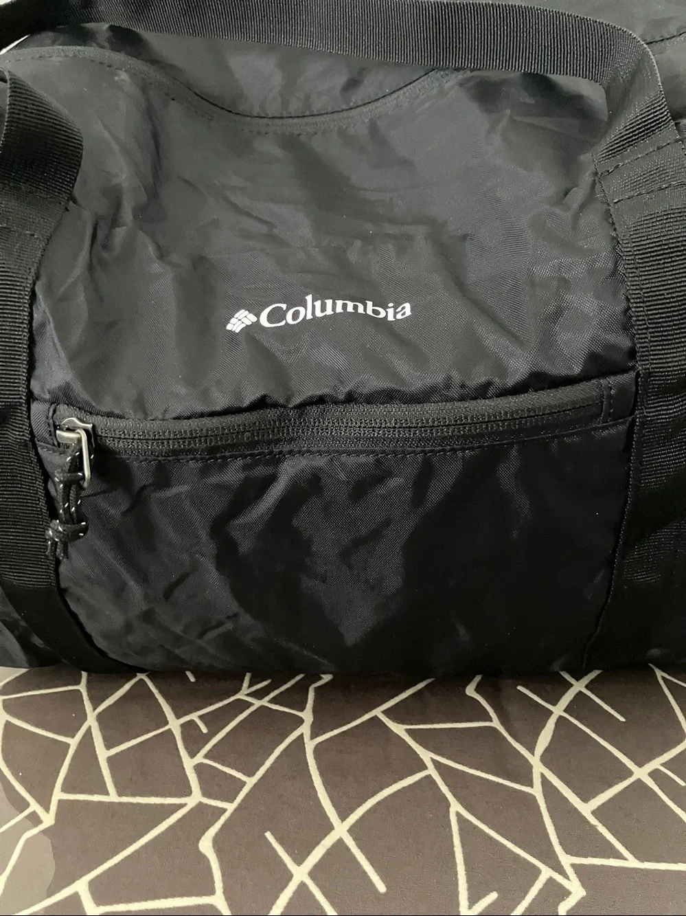 NEW - COLUMBIA Packable 30L Black Duffel Bag